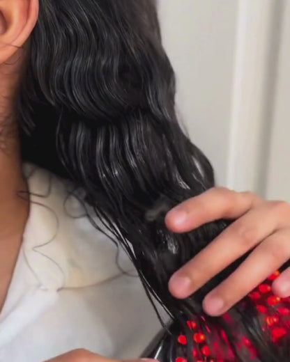 CEPILLO ANTACAÍDA NUVÉRA + TÓNICO CAPILAR Y FUNDAS DE SATÉN DE REGALO